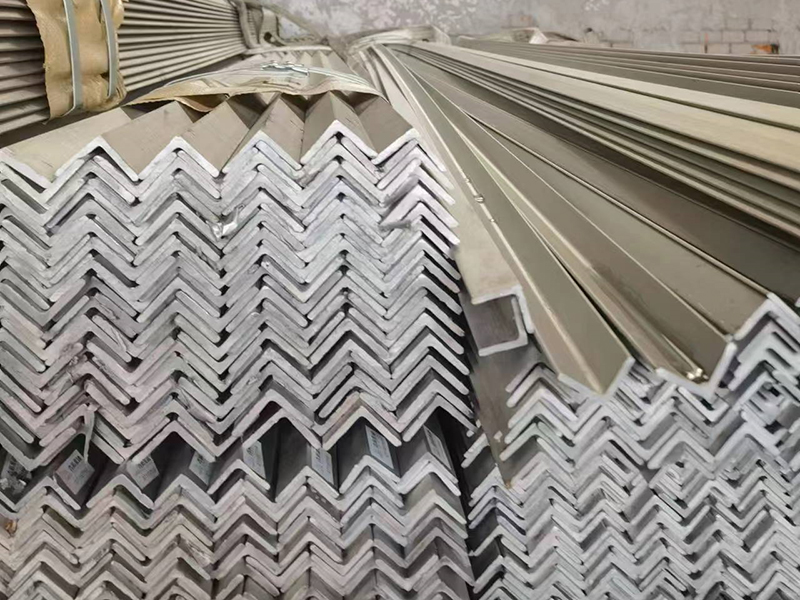 Stainless steel angle steel